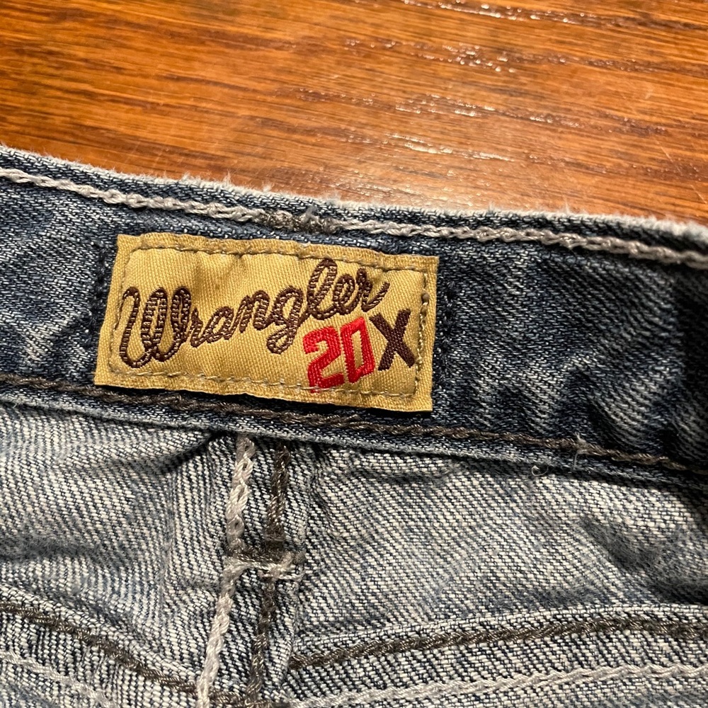 Boys Wrangler 20 X Jeans  Size 9 slim